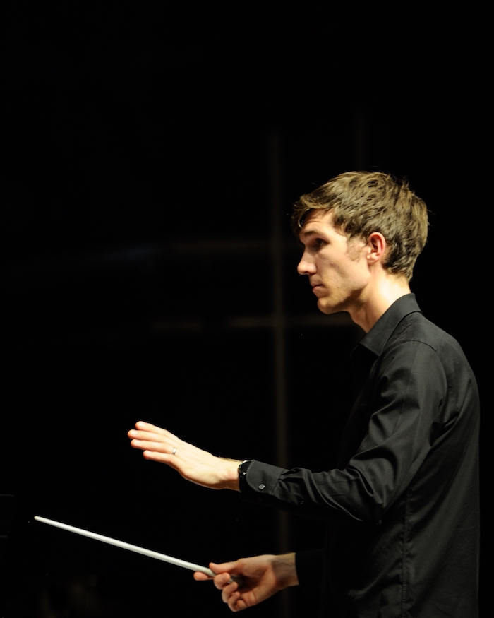 An image of Conductor John Keene, who will be leading the FCO in 2 Mozarts and 2 Swedes.